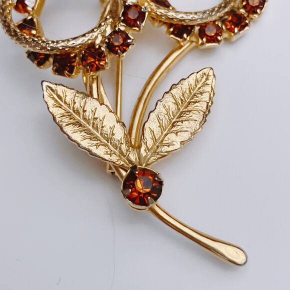Mid Century Gold Tone Floral Brooch Amber Rhinestone Prong Set 50s Eternity Pin - Picture 5 of 7